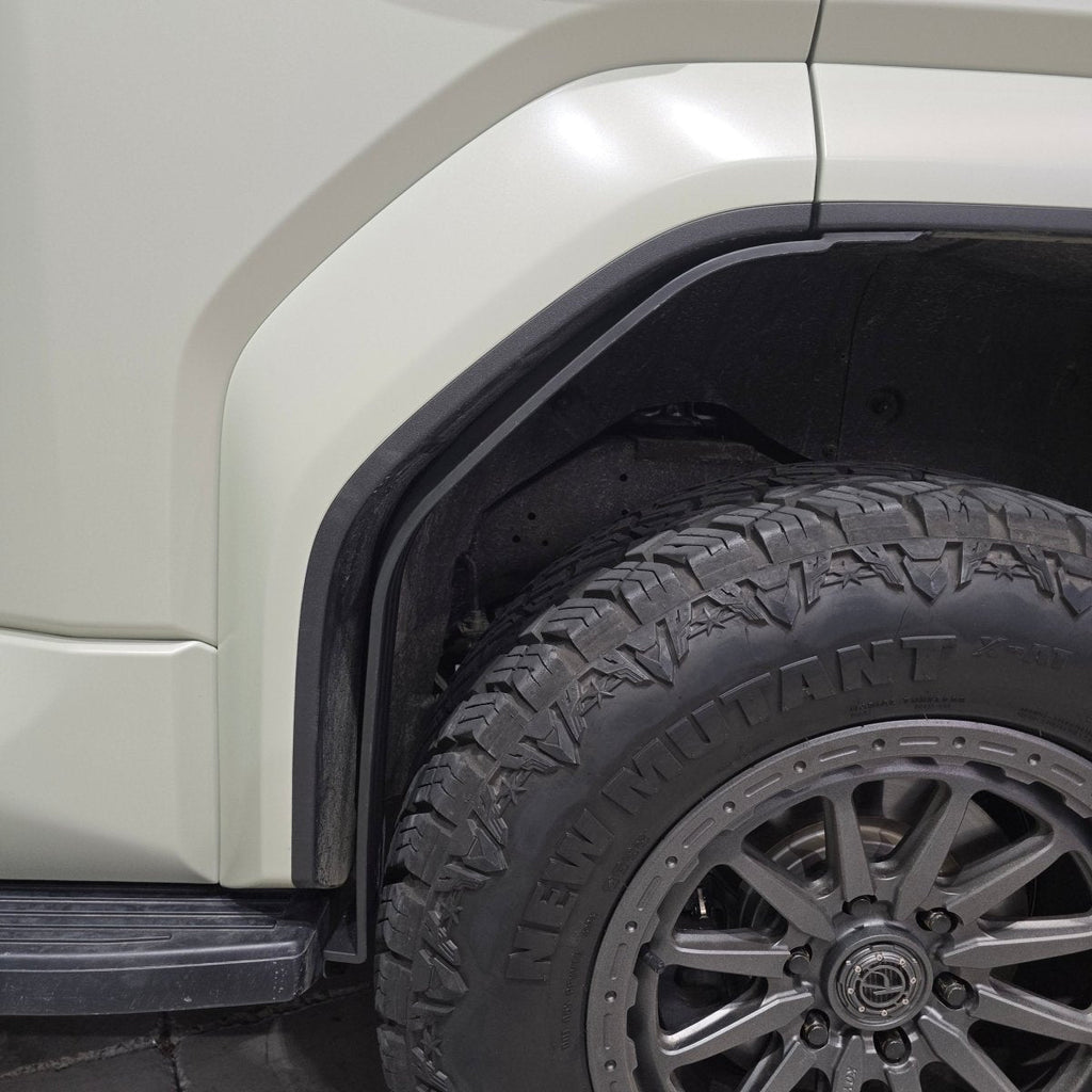 REAR DOOR MUD GUARDS – DENZA B5 (2026+)