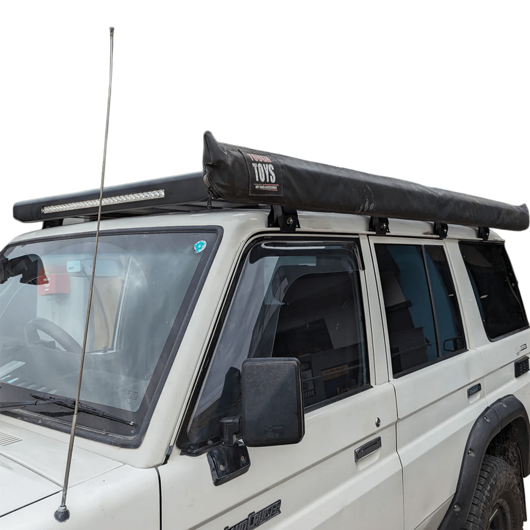 TOYOTA LAND CRUISER LC76 ROOF PLATFORM WITH INTEGRATED LIGHT BAR image 3