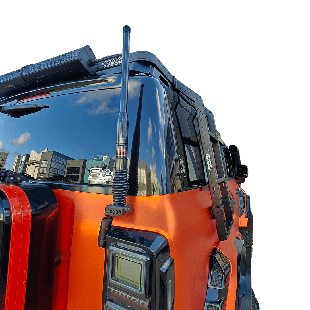 TANK 300 UHF ANTENNA REAR DOOR MOUNT image 4