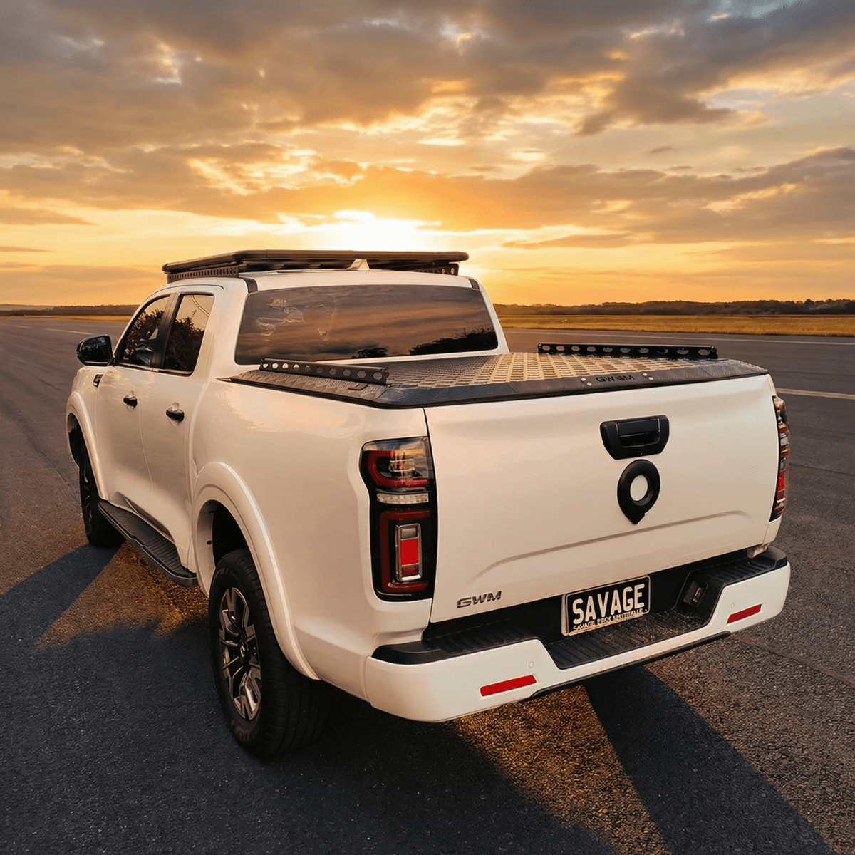 GWM CANNON CARRY LID COVER/HARD TONNEAU COVER image 7