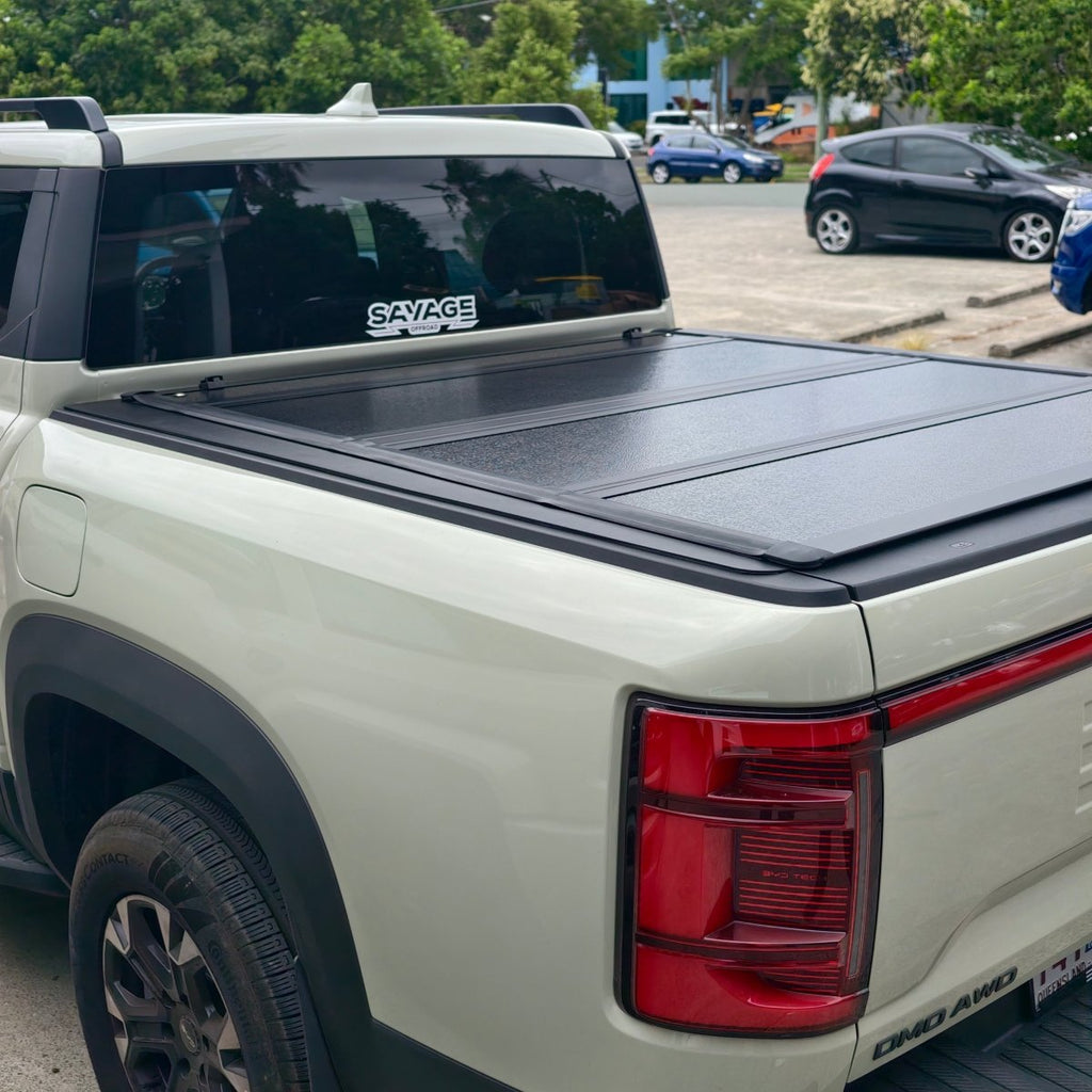 BYD SHARK 6 SAVAGE TRIFOLD STEALTH HARD LID COVER (TONNEAU)