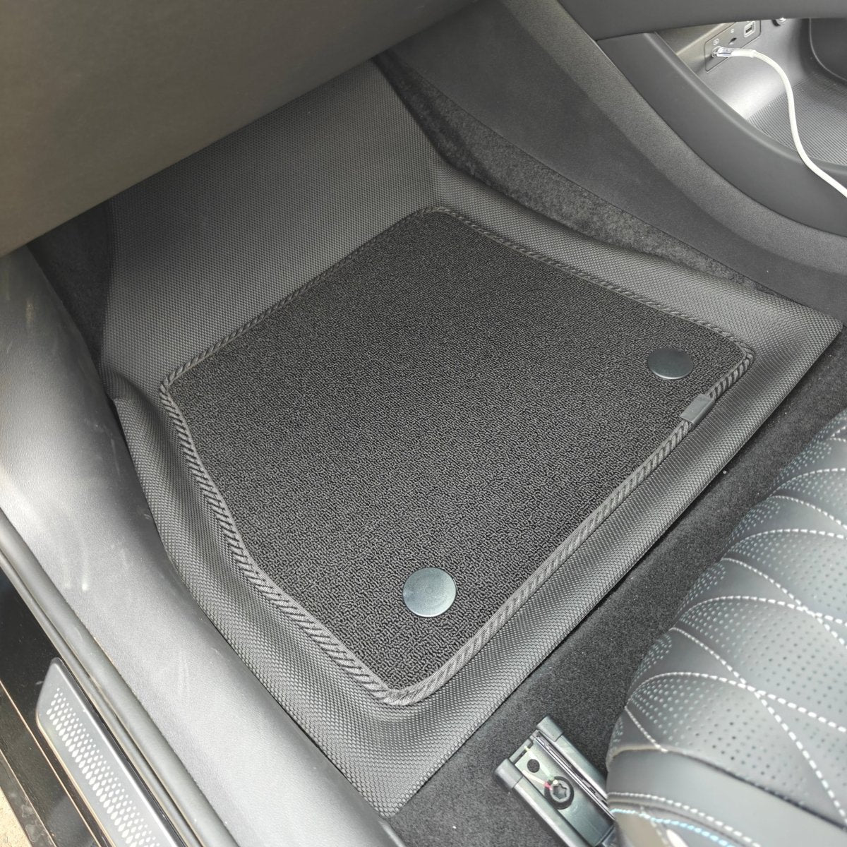 BYD SEAL 2024 11-PIECE FLOOR MAT KIT – PREMIUM PROTECTION WITH CARPET INSERT image 3