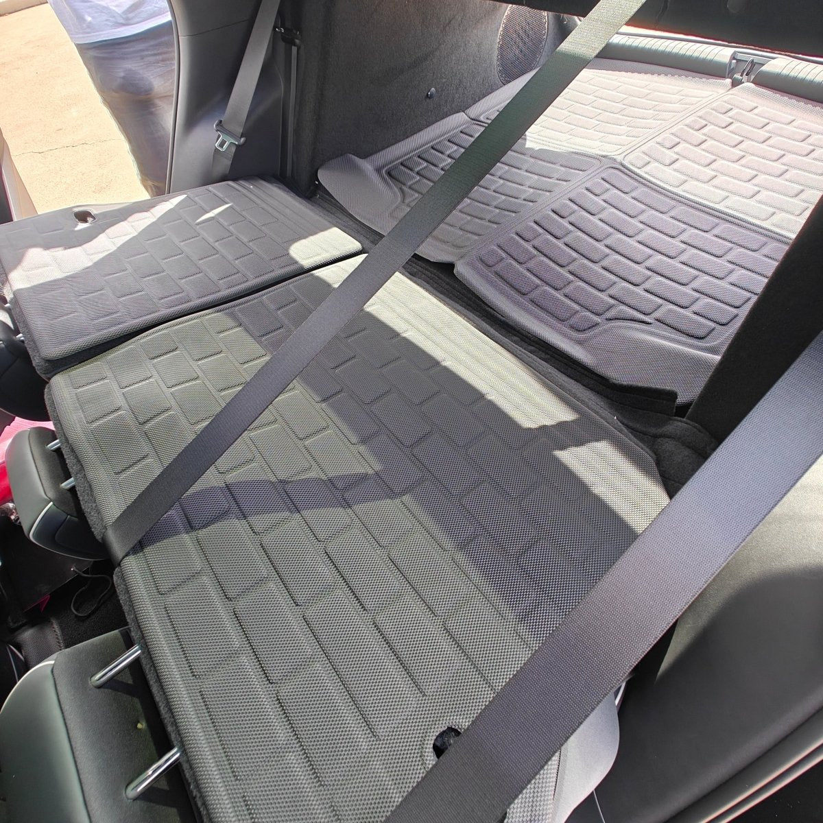 BYD SEAL 2024 11-PIECE FLOOR MAT KIT – PREMIUM PROTECTION WITH CARPET INSERT image 6